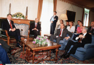 ITALY: MITTERRAND AT VENICE SUMMIT        WITH REAGAN, CHIRAC & BALLADUR