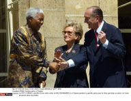 PARIS: Garden party a l'Elysee