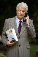 Ken Follett