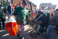 Devasted Rockaways brings out best in volunteers