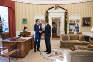 US President Barack Obama meets Mitt Romney