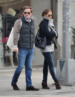 NEW YORK LOVE STORY BETWEEN, PRINCESS MADELEINE OF SWEDEN AND CHRIS O'NEILL. PRINCESS MADELEINE WAS SHOWING HER HUGE ENGAGEMENT RING AS THE BEATIFUL COUPLE WERE SHOPPING IN SOHO ON A SUNDAY AFTERNOON.  PLS NOTICE BOTH WEARING AVIATOR SUNGLASSES AND PRINCE