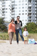 Die Kardashians am Strand