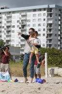Die Kardashians am Strand