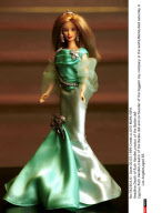 BARBIE DOLL,THE WORLD MOST EXPENCIVE BARBIE DOLL.A 50.000 LIVRES VERSION WIT