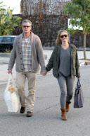 Rebecca Gayheart and Eric Dane shop for the Holidays