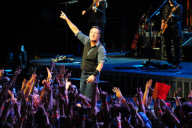 Bruce Springsteen & The E Street Band Perform For a Sold Out Crowd In Glendale, AZ