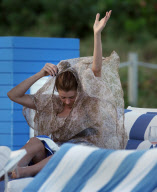 Kate Walsh Lounges Around The Beach In Miami