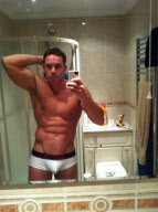 GREAT CELEBRITY SOCIAL NETWORK PICTURES