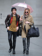 Fearne Cotton and Kye Sones Share an Umbrella