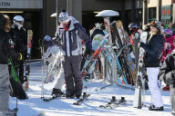 *EXCLUSIVE* Jesse McCartney carves through the snow in Aspen, CO