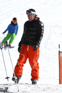 *EXCLUSIVE* Antonio Banderas shows off his Skiing Skills in Aspen