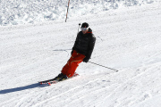 *EXCLUSIVE* Antonio Banderas shows off his Skiing Skills in Aspen