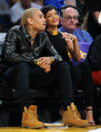 Rihanna and Chris Brown : Merry Christmas!