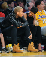 Rihanna and Chris Brown : Merry Christmas!