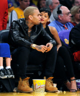 Rihanna and Chris Brown : Merry Christmas!