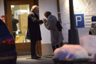 Johnny Hallyday en famille a Gstaad. FGF. NC/NW