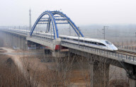 CHINA-BEIJING-GUANGZHOU HIGH-SPEED RAILWAY-OPERATION (CN)