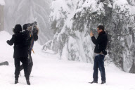*EXCLUSIVE* Michael Buble takes his wife Luisana and her Family Up in the Snow [NO Canada]