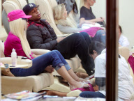Nicki Minaj Gets Pampered Wearing Head To Toe Pink