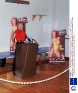 JANE FONDA LAUNCHING HER " FUN , FIT FONDA " WORKOUT VIDEO AMERICA 1990