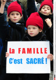 PARIS: Thousands demonstrate against gay mariage
