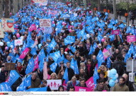 PARIS: Thousands demonstrate against gay mariage