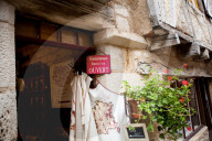 PORTRAIT - Roger Whittaker in Saint-Cirq-Lapopie (Homestory)