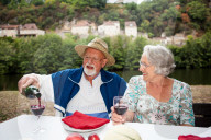 PORTRAIT - Roger Whittaker in Saint-Cirq-Lapopie (Homestory)