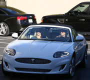 Britney Spears Ditches Her Engagement Ring After Breakup With Jason Trawick