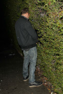 *EXCLUSIVE* Stephen Dorff takes a pee break as he leaves the Roosevelt hotel