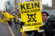 Atomkraftgegner demonstrieren in Berlin gegen Gorleben als Endlagerstandort