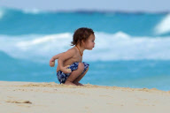 *EXCLUSIVE* Orlando Bloom teaches Flynn the lessons of the Sea