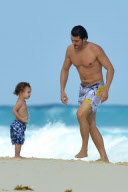 *EXCLUSIVE* Orlando Bloom teaches Flynn the lessons of the Sea
