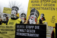 Amnesty International protestiert gegen den ägypitschen Präsidenten Mursi in Berlin