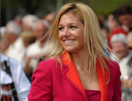  Princess Maxima attended the presentation of ''Girls and Technique'' at the Waerdenborch school in Holten.

