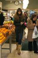 ELLE MACPHERSON IN LONDON