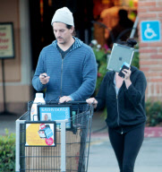 Shannen Doherty And Husband Go Shopping