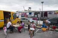 Roma family in port