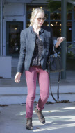 Naomi Watts shopping with Sasha