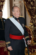 Rey recibe Cartas Credenciales de Embajadores