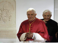 Papst Benedikt XVI besucht seine bayerische Heimat