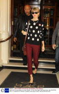 Taylor Swift out and about in London, Britain - 07 Nov 2012