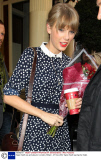 Taylor Swift out and about in London, Britain - 07 Nov 2012