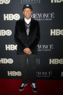"Beyonce: Life is But a Dream" in New York - Part 2 [NO Germany, Austria]