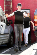 Anne Hathaway and Adam Shulman : Shopping Pals