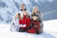 Die niederländische Königsfamilie beim Fototermin in Lech