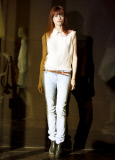 AXELLE RED, CAMAIEU BELGE.