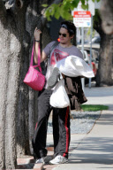 John Mayer Carries Katy Perry's Pink Handbag And Boots