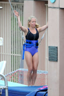 Kendra Wilkinson shows off her slim figure on the set of "Splash"